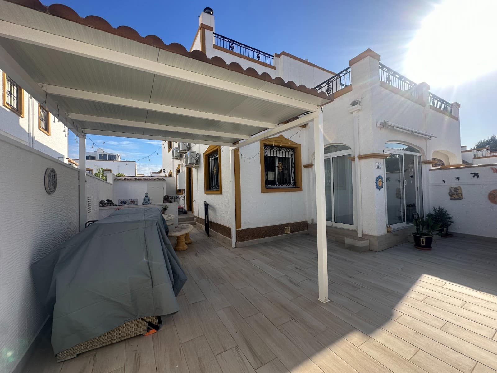 3 soveværelse Byhus til salg i Orihuela med swimmingpool - € 180.000 (Ref: 9488384)