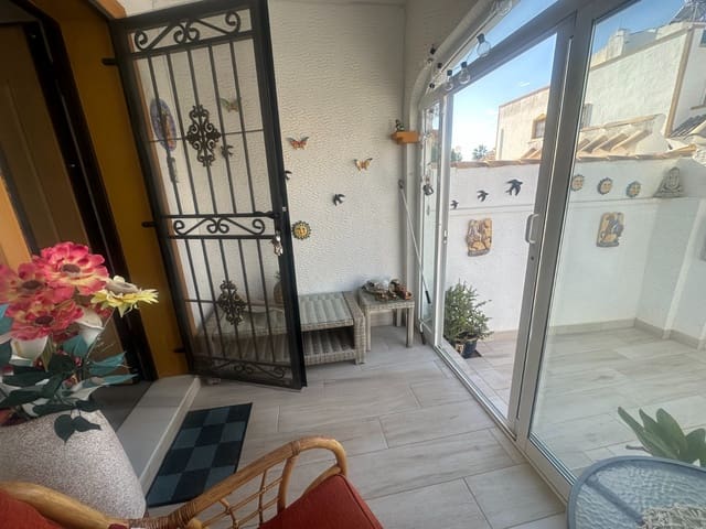 3 soveværelse Byhus til salg i Orihuela med swimmingpool - € 180.000 (Ref: 9488384)