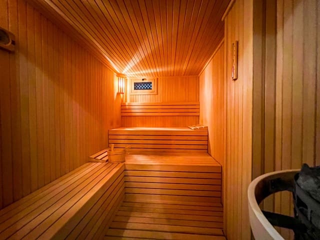 5 bedroom Villa for sale in La Mata, Torrevieja with pool - € 1,170,000 (Ref: 9500412)