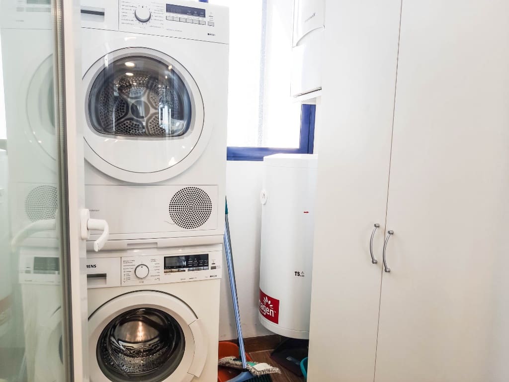 2 makuuhuone Huoneisto myytävänä paikassa Punta Prima mukana uima-altaan 
autotalli - 650 000 € (Ref: 9500416)