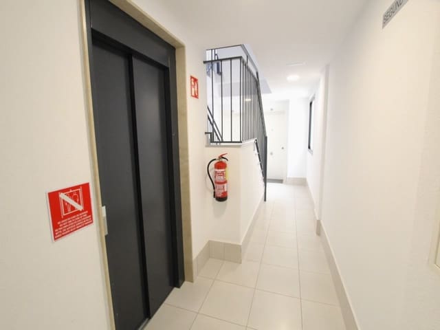 2 sovrum Lägenhet till salu i Villamartin, Orihuela - 235 000 € (Ref: 9500426)