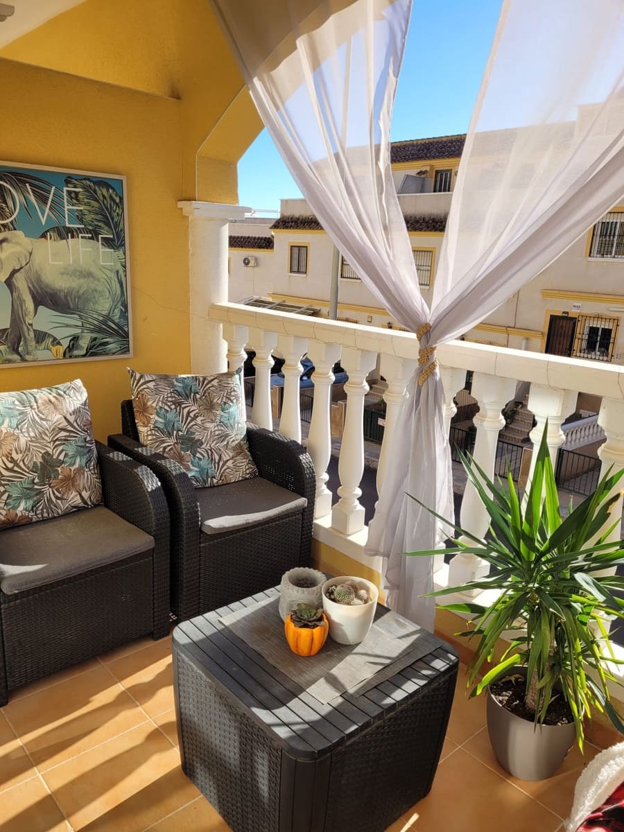 2 bedroom Townhouse for sale in Algorfa with pool garage - € 164,995 (Ref: 9503140)