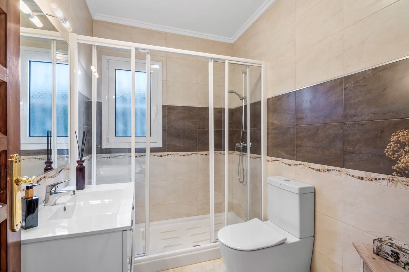 3 bedroom Villa for sale in Ciudad Quesada with pool garage - € 445,000 (Ref: 9521849)