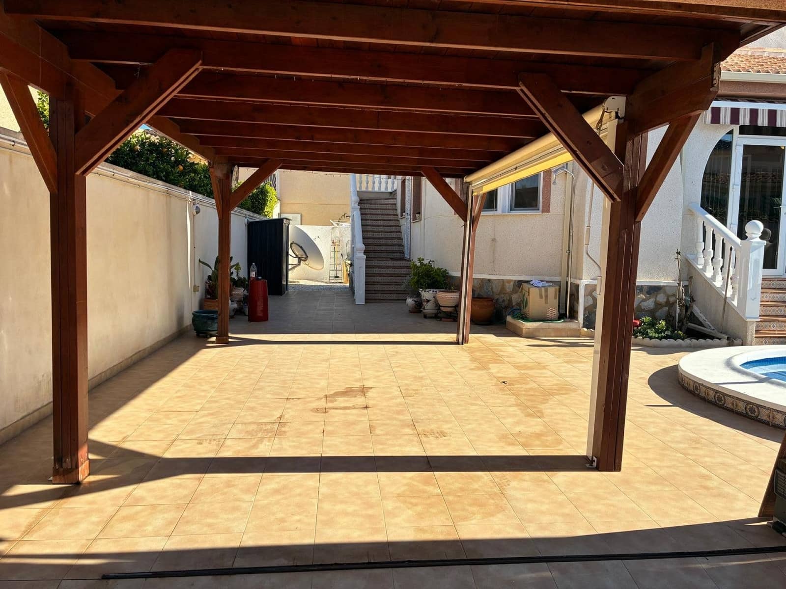 3 bedroom Villa for sale in Rojales with pool - € 298,500 (Ref: 9521854)