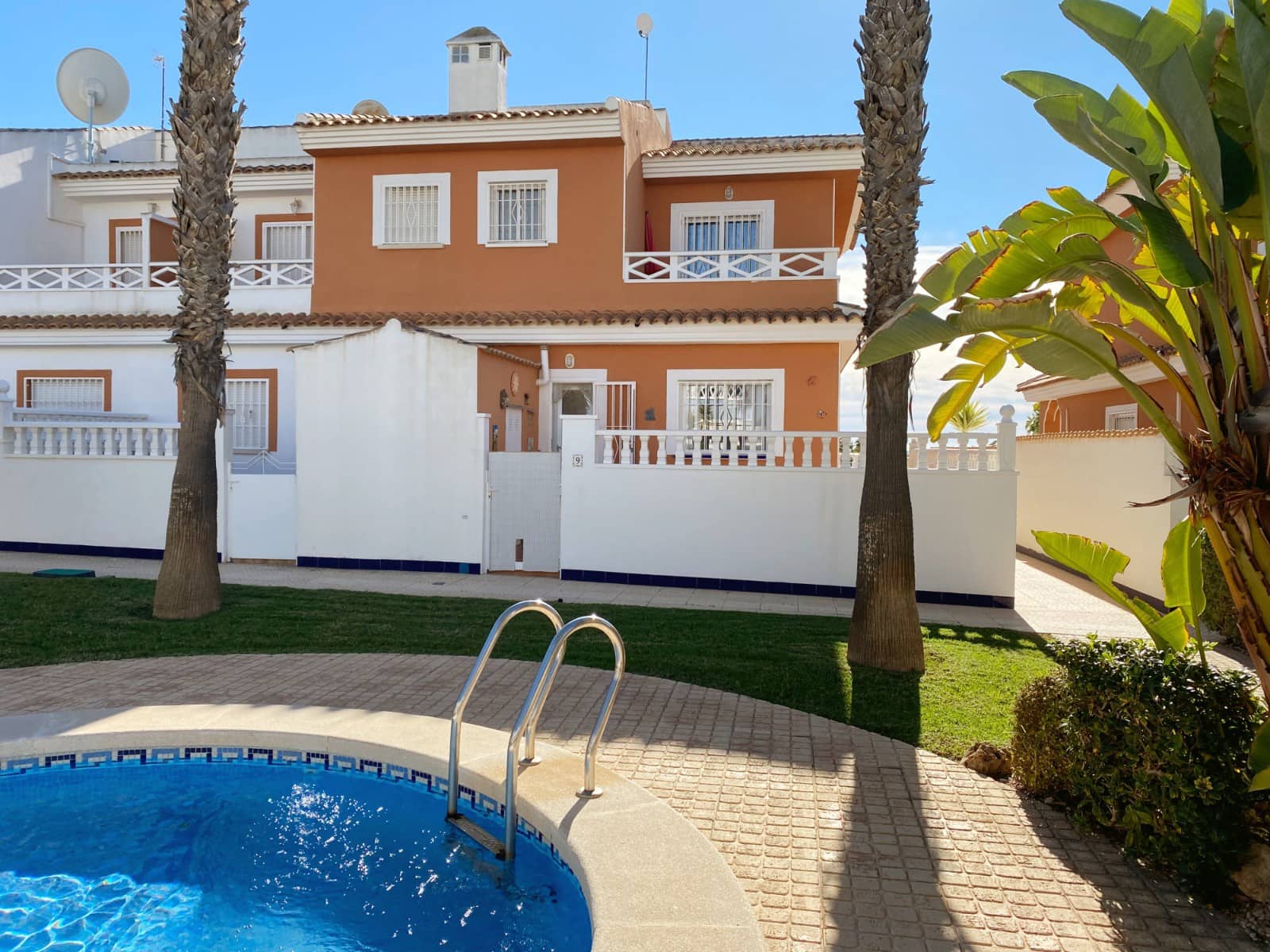 3 quarto Moradia Geminada para venda em Ciudad Quesada com piscina - 240 000 € (Ref: 9521856)