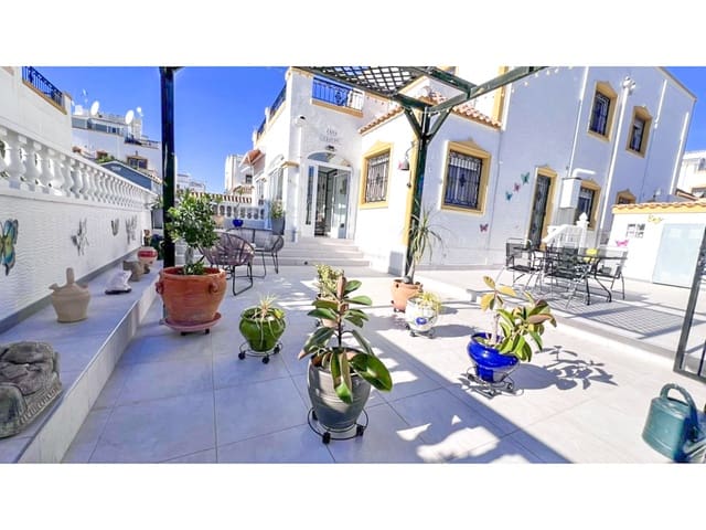 3 soverom Hus til salgs i Vistabella, Orihuela med svømmebasseng garasje - € 195 000 (Ref: 9525795)