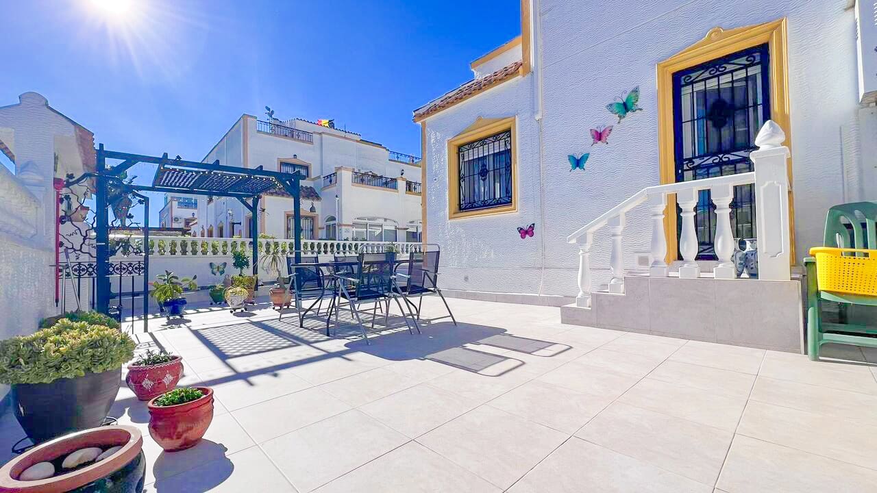 3 soverom Hus til salgs i Vistabella med svømmebasseng garasje - € 195 000 (Ref: 9525795)