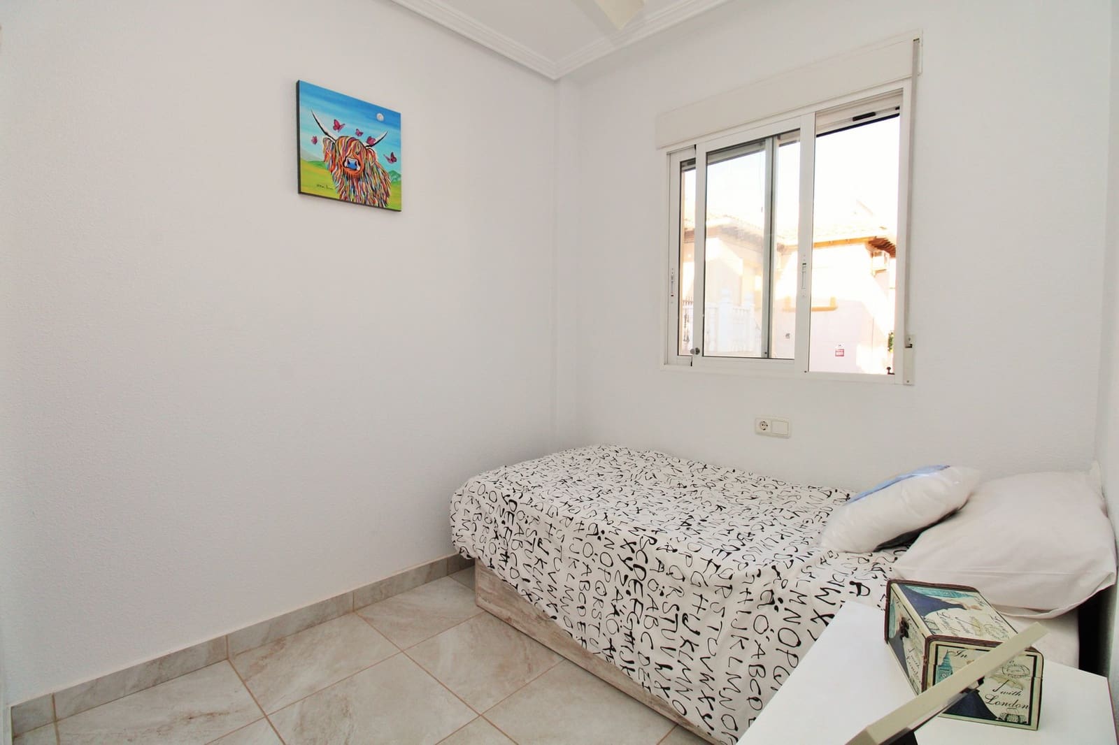 4 quarto Moradia para venda em Playa Flamenca com piscina - 399 950 € (Ref: 9541904)