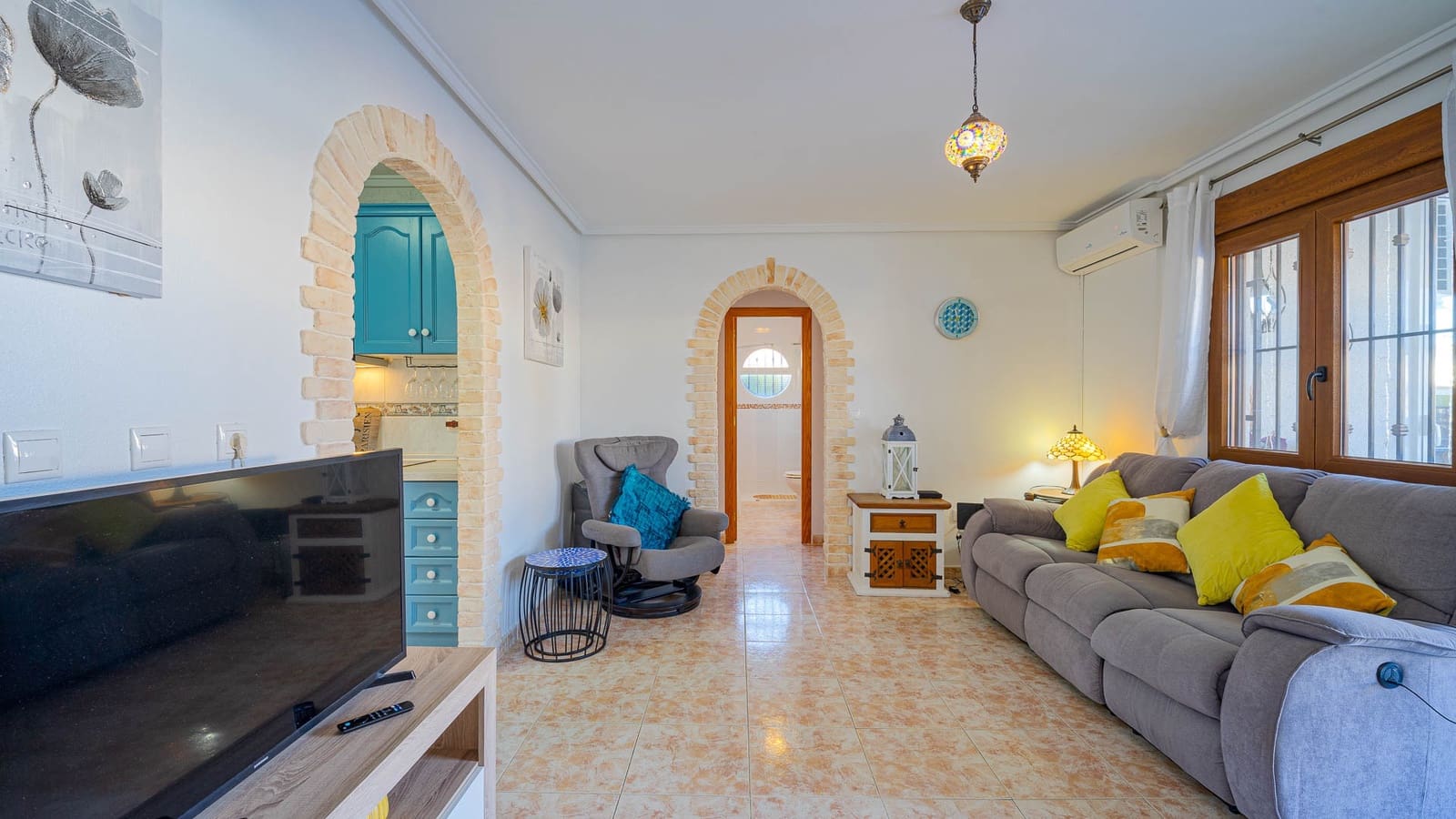 3 sypialnia Dom na sprzedaż w Playa Flamenca z basenem garażem - 269 000 € (Ref: 9544552)