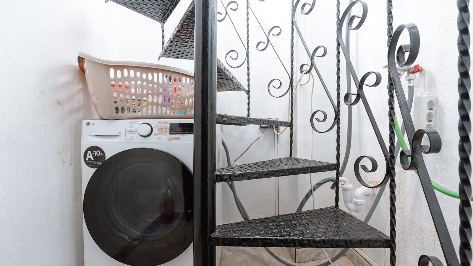 2 soveværelse Semi-Rækkehus til salg i Playa Flamenca med swimmingpool - € 199.900 (Ref: 9558385)