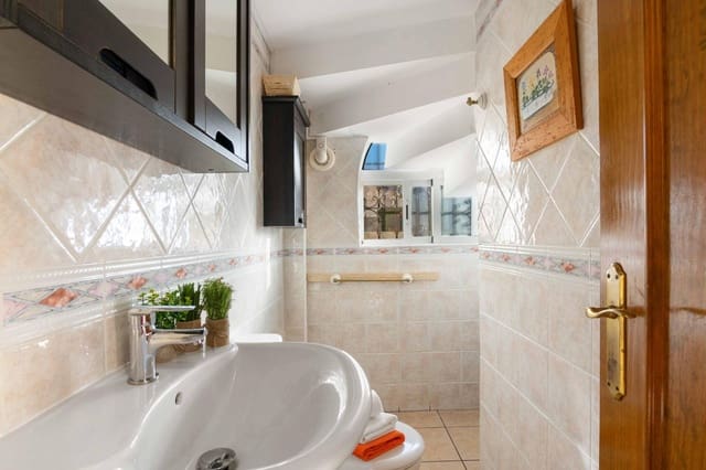 5 sypialnia Dom na sprzedaż w Orihuela Costa, Orihuela z basenem - 350 000 € (Ref: 9559320)