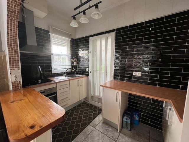 3 slaapkamer Villa te koop in Algorfa met zwembad - € 207.000 (Ref: 9559880)