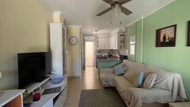 2 bedroom Townhouse for sale in Algorfa with pool garage - € 150,000 (Ref: 9559883)