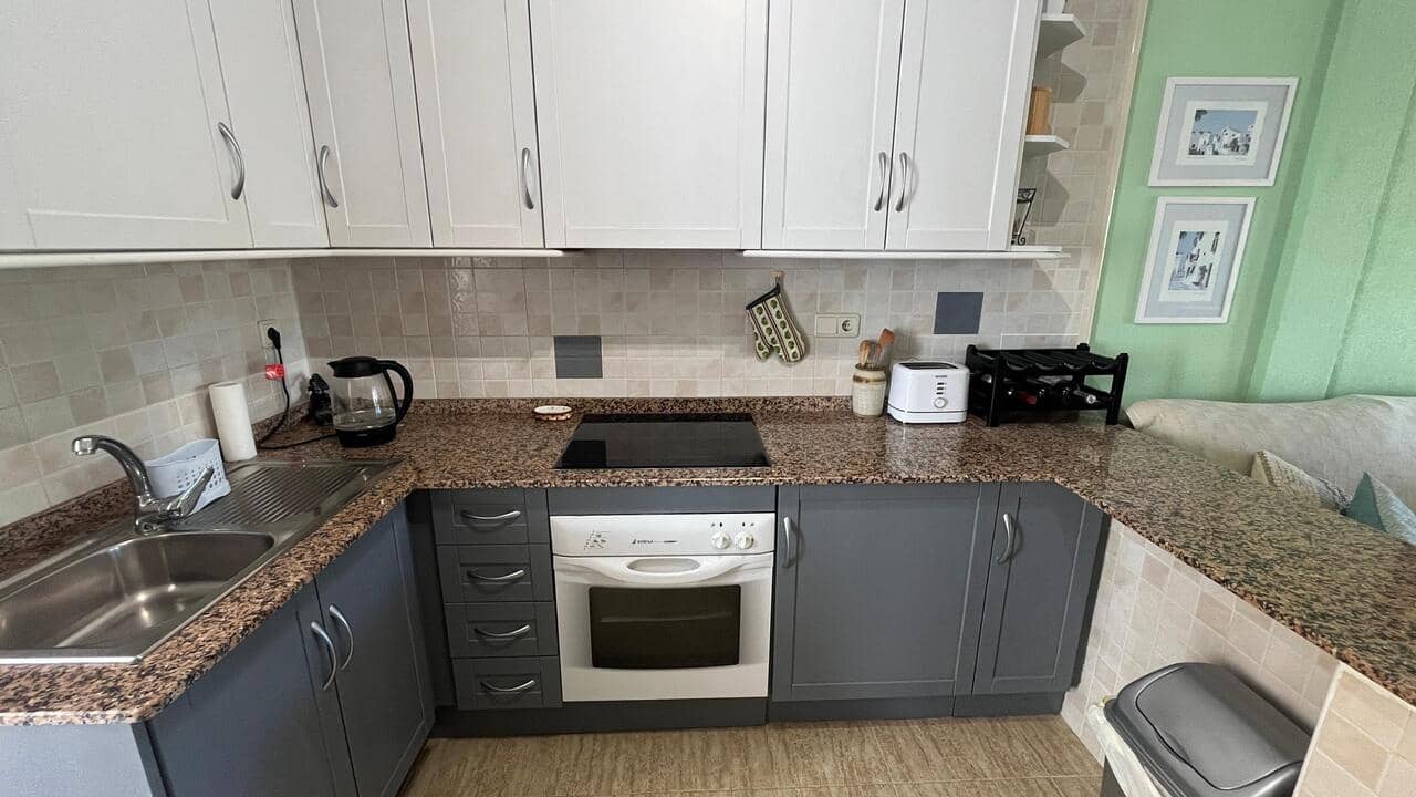 2 bedroom Townhouse for sale in Algorfa with pool garage - € 150,000 (Ref: 9559883)