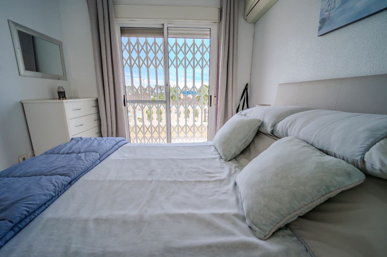 Pareado de 3 habitaciones en Benijófar en venta con piscina - 249.950 € (Ref: 9562229)