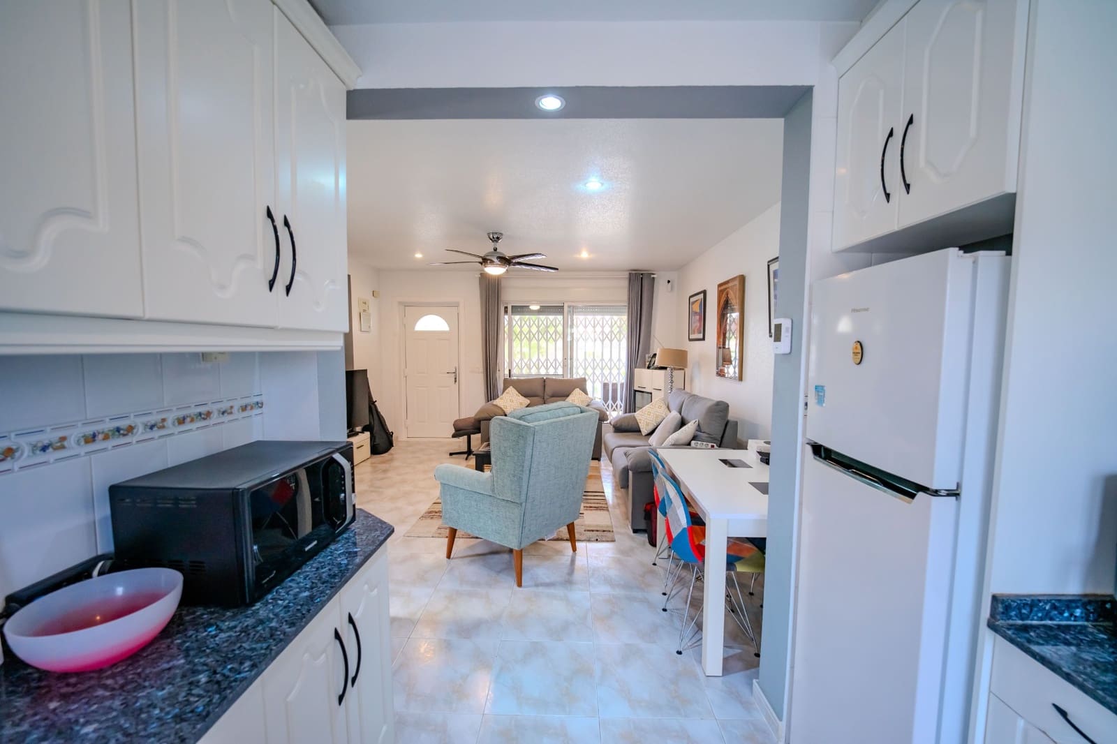 Pareado de 3 habitaciones en Benijófar en venta con piscina - 249.950 € (Ref: 9562229)