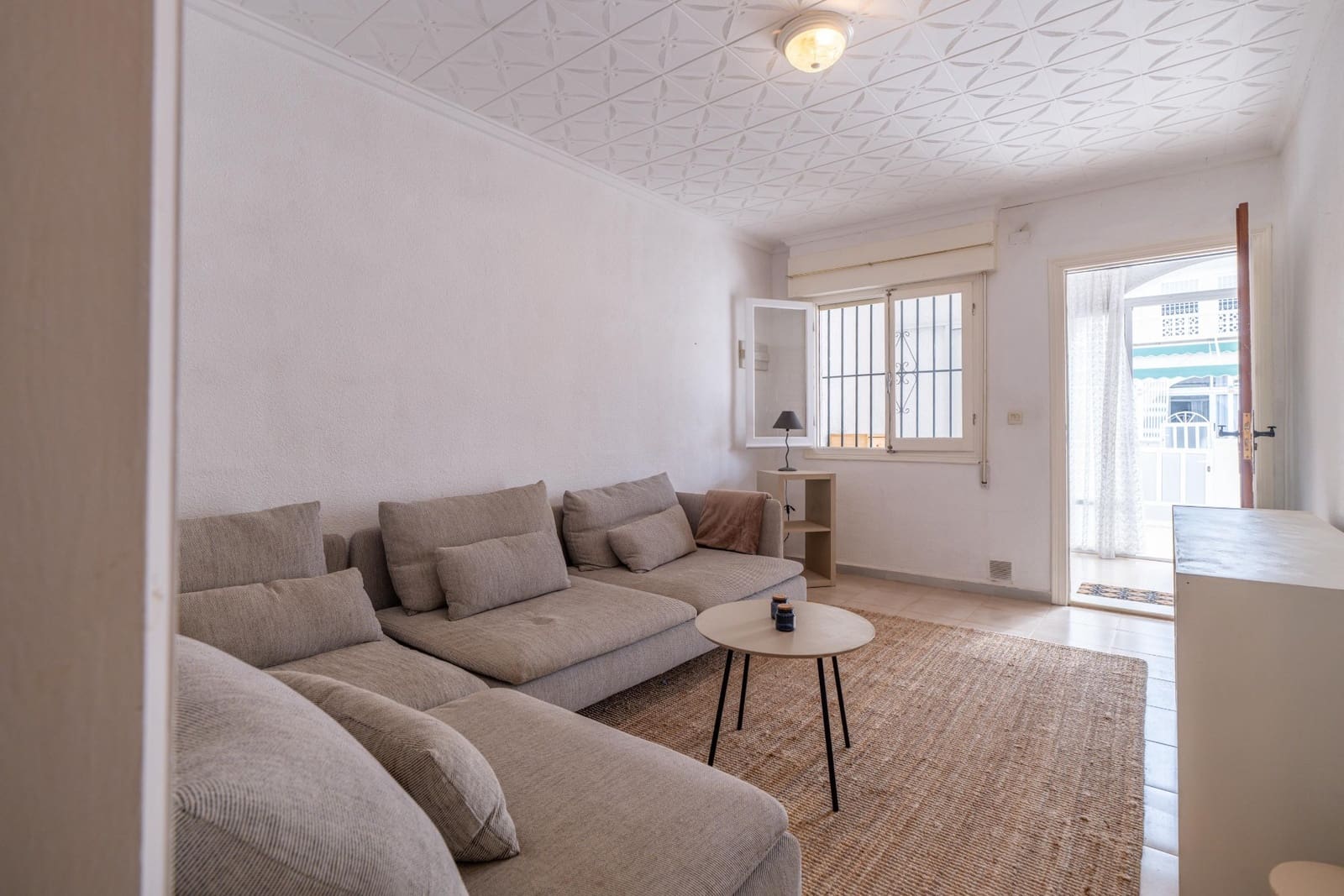 2 slaapkamer Huis te koop in Torrevieja - € 105.000 (Ref: 9562230)