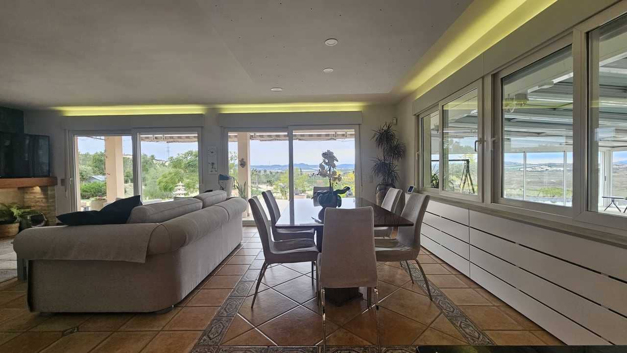 4 bedroom Villa for sale in Torremendo with pool garage - € 1,100,000 (Ref: 9566459)