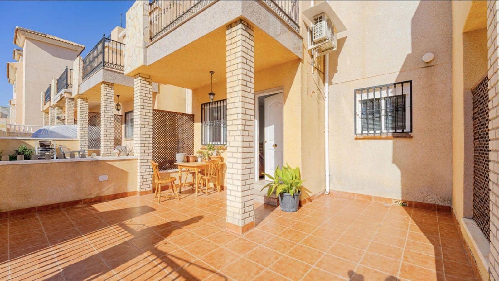 2 sypialnia Dom na sprzedaż w Orihuela Costa z basenem - 199 000 € (Ref: 9566644)