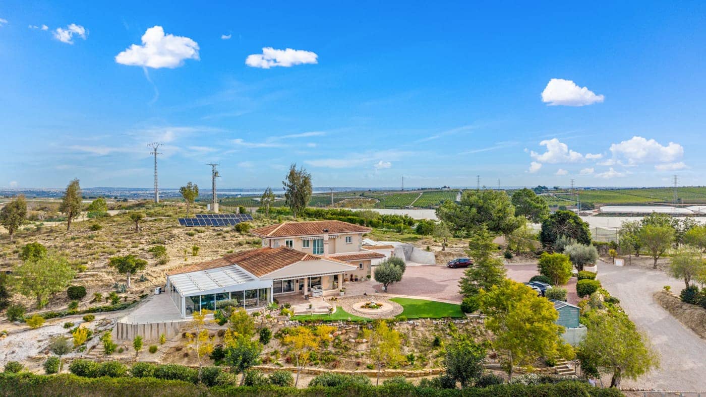 4 sovrum Finca/Hus på landet till salu i Torremendo med pool - 1 100 000 € (Ref: 9578019)