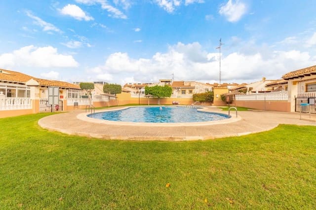 2 slaapkamer Bungalow te koop in Orihuela Costa, Orihuela met zwembad - € 184.950 (Ref: 9588170)