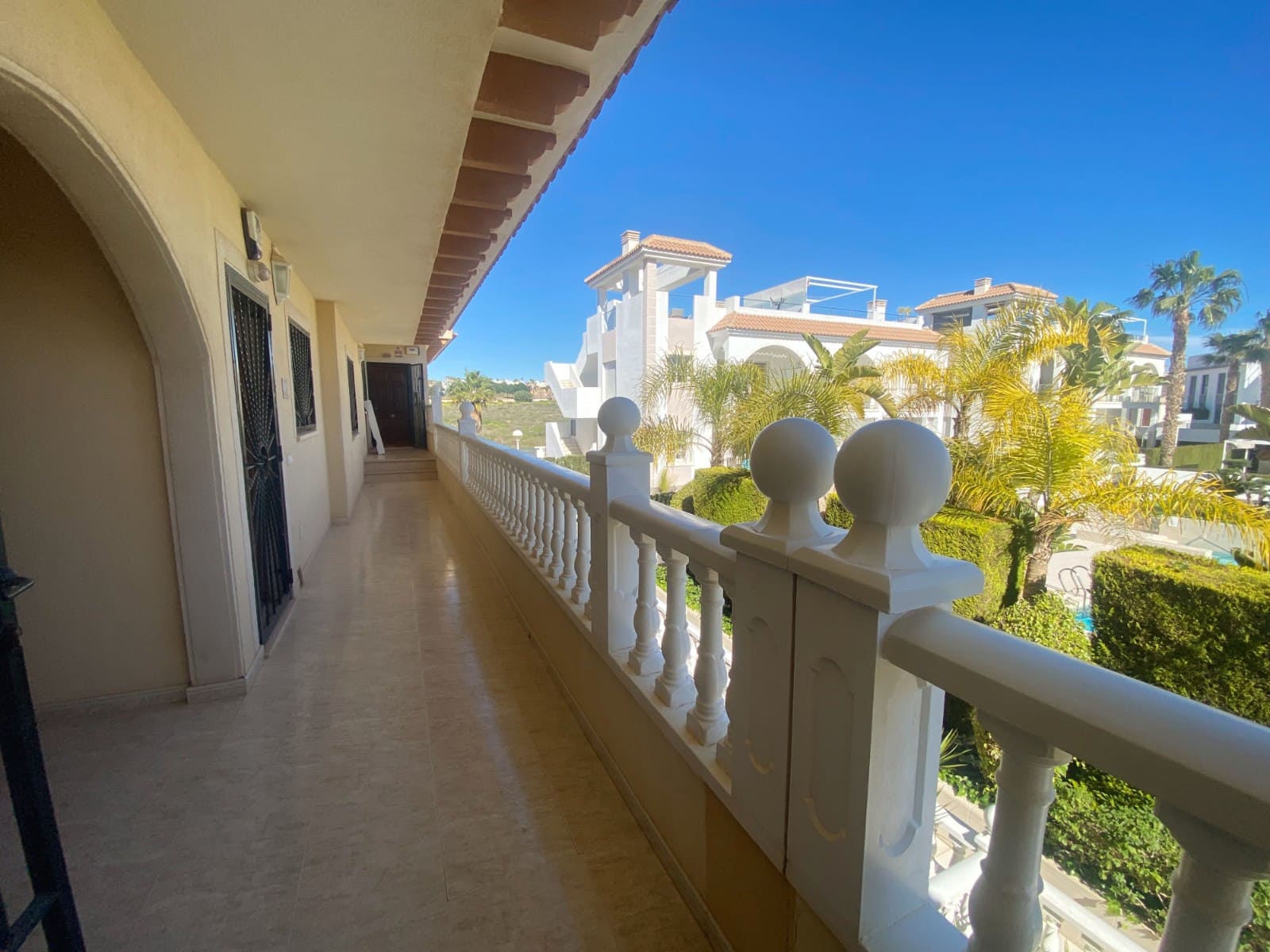 2 soveværelse Lejlighed til salg i Ciudad Quesada med swimmingpool - € 182.000 (Ref: 9588173)