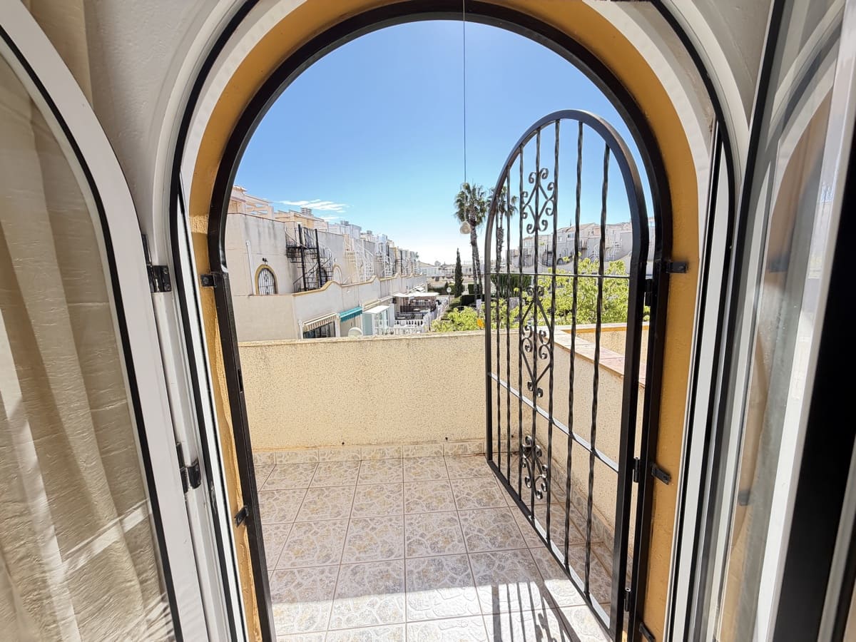 2 slaapkamer Huis te koop in La Florida met zwembad - € 189.995 (Ref: 9588176)