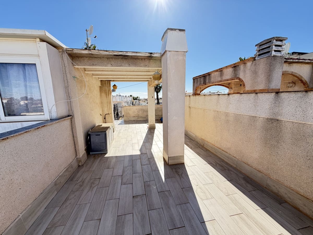 2 slaapkamer Huis te koop in La Florida met zwembad - € 189.995 (Ref: 9588176)