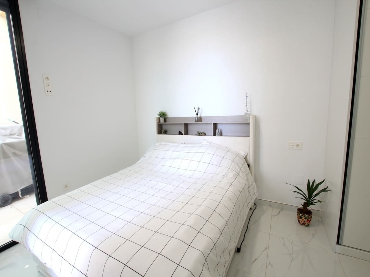 Chalet de 3 habitaciones en Los Montesinos en venta con piscina - 387.500 € (Ref: 9603508)