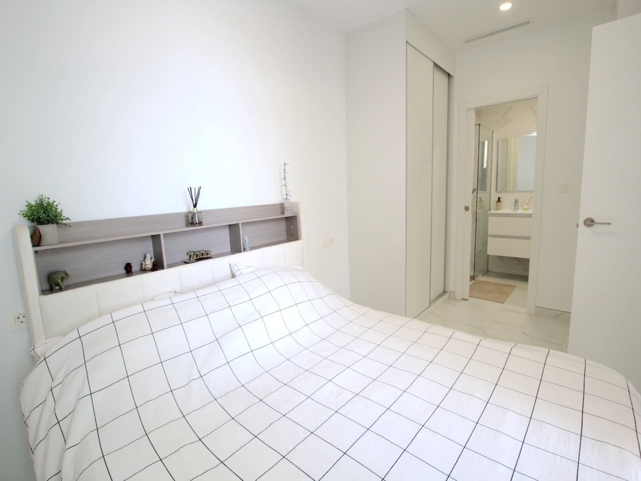 Chalet de 3 habitaciones en Los Montesinos en venta con piscina - 387.500 € (Ref: 9603508)