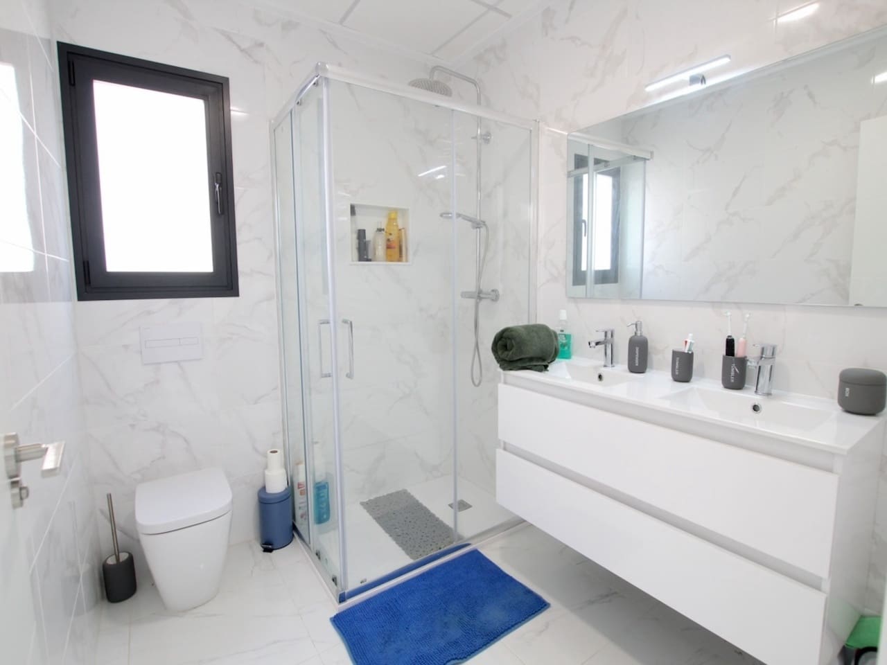 Chalet de 3 habitaciones en Los Montesinos en venta con piscina - 387.500 € (Ref: 9603508)