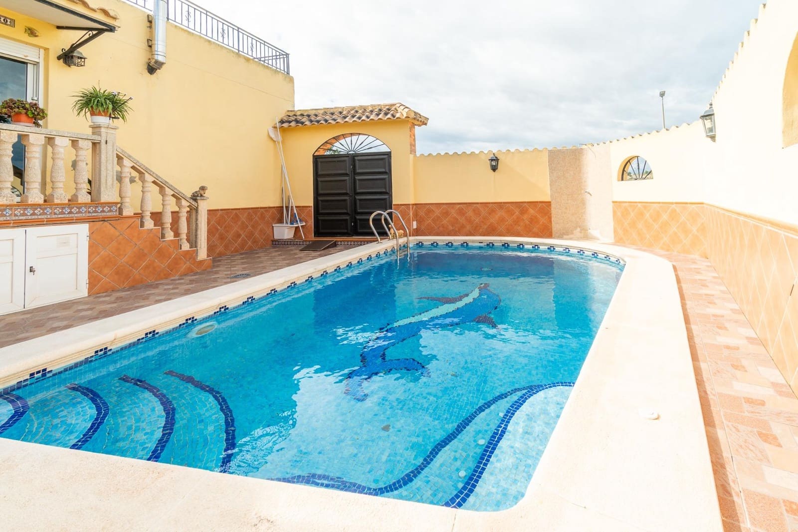 5 soveværelse Byhus til salg i San Miguel de Salinas med swimmingpool garage - € 249.000 (Ref: 9603514)