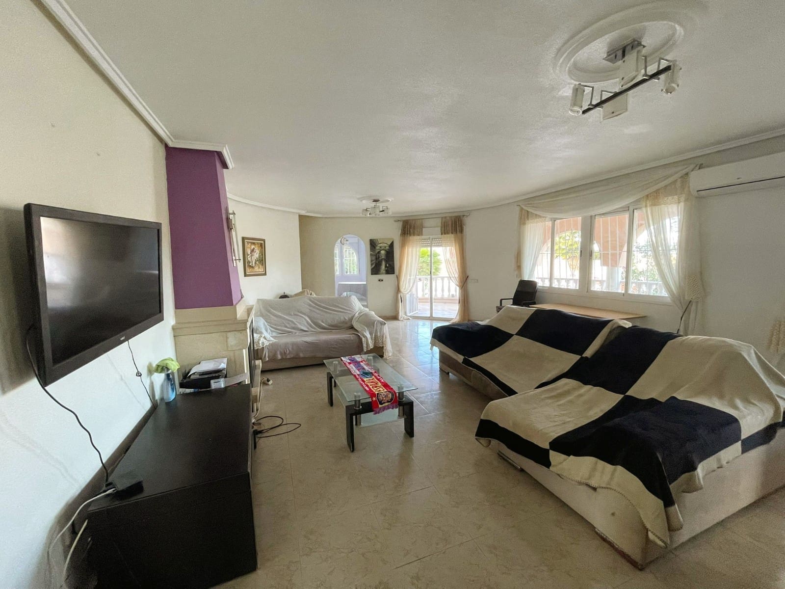 5 makuuhuone Huvila myytävänä paikassa Ciudad Quesada mukana uima-altaan - 450 000 € (Ref: 9603627)