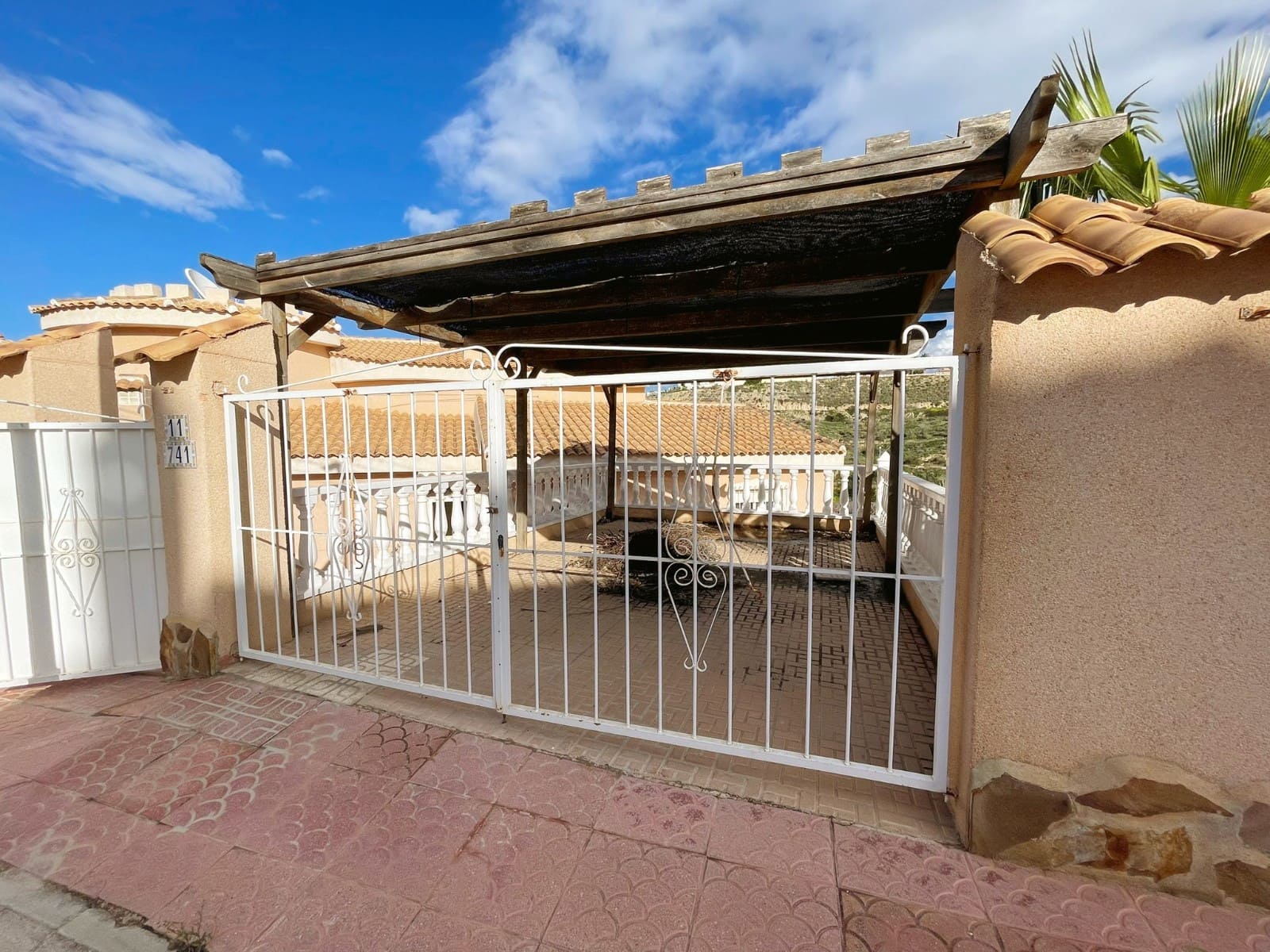 5 makuuhuone Huvila myytävänä paikassa Ciudad Quesada mukana uima-altaan - 450 000 € (Ref: 9603627)