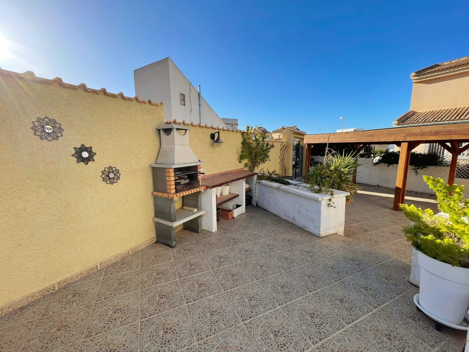 Chalet de 3 habitaciones en Ciudad Quesada en venta con piscina garaje - 295.000 € (Ref: 9603628)