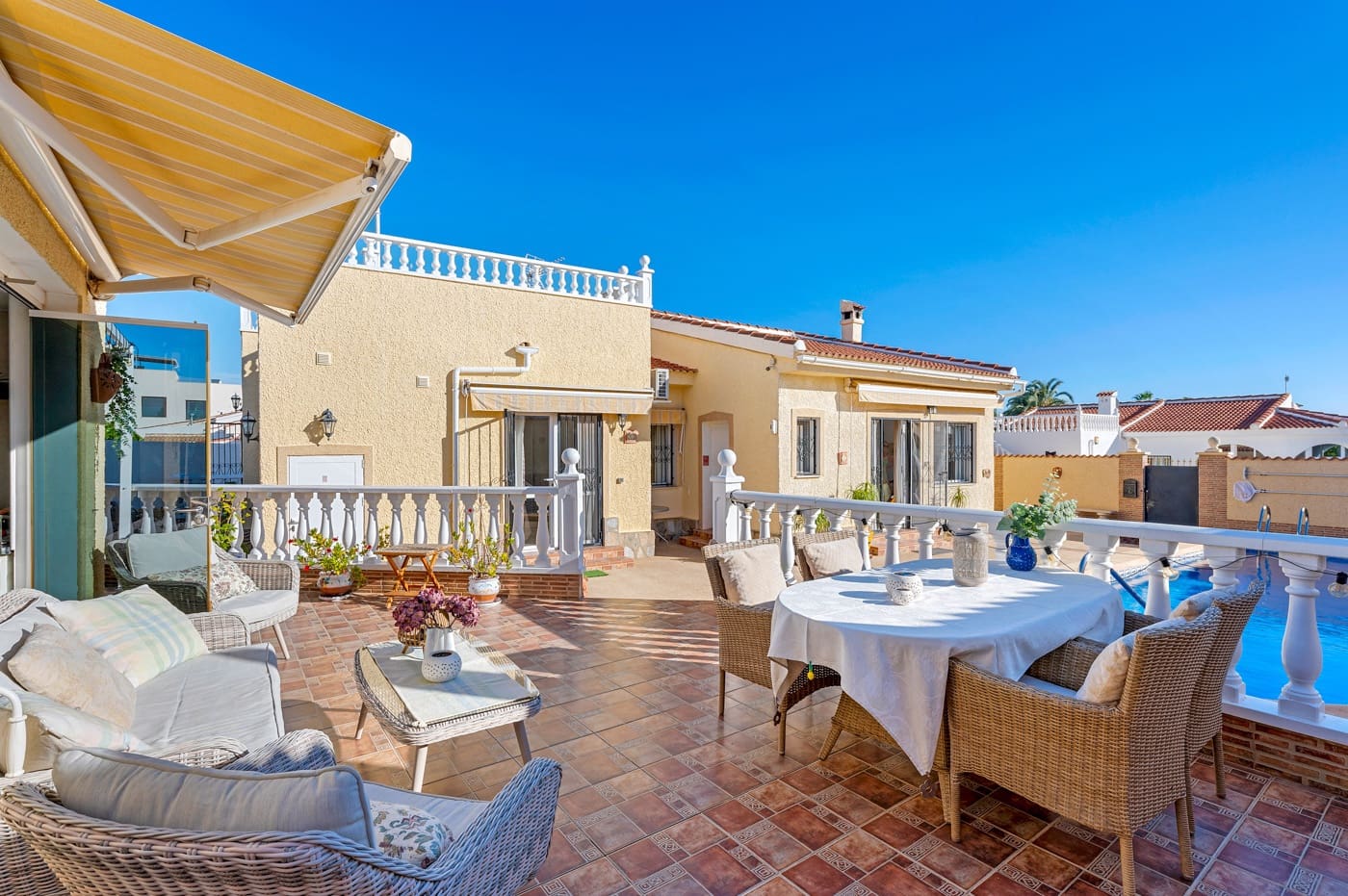 4 bedroom Villa for sale in Ciudad Quesada with pool - € 449,500 (Ref: 9606755)