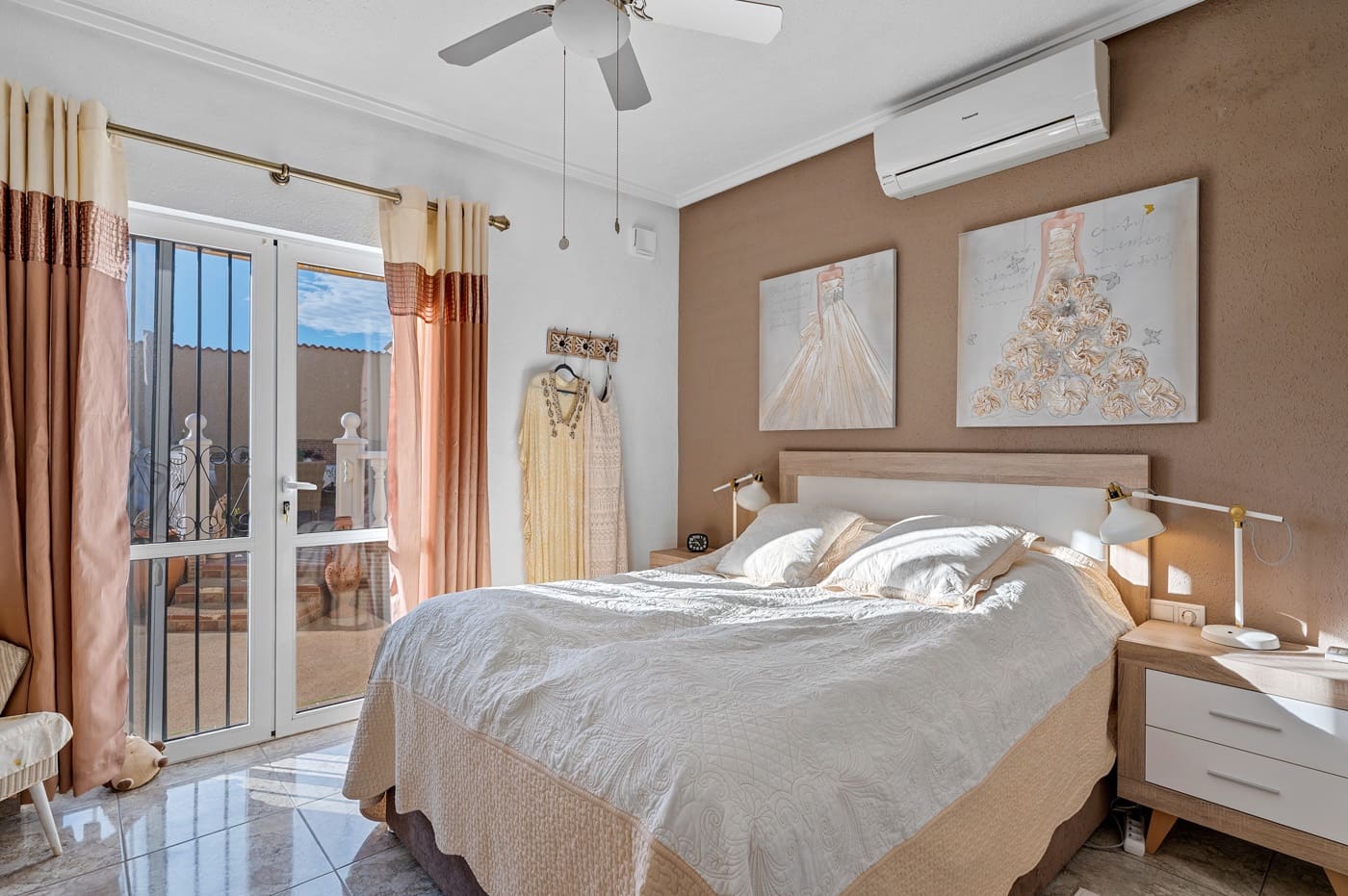 4 bedroom Villa for sale in Ciudad Quesada with pool - € 449,500 (Ref: 9606755)