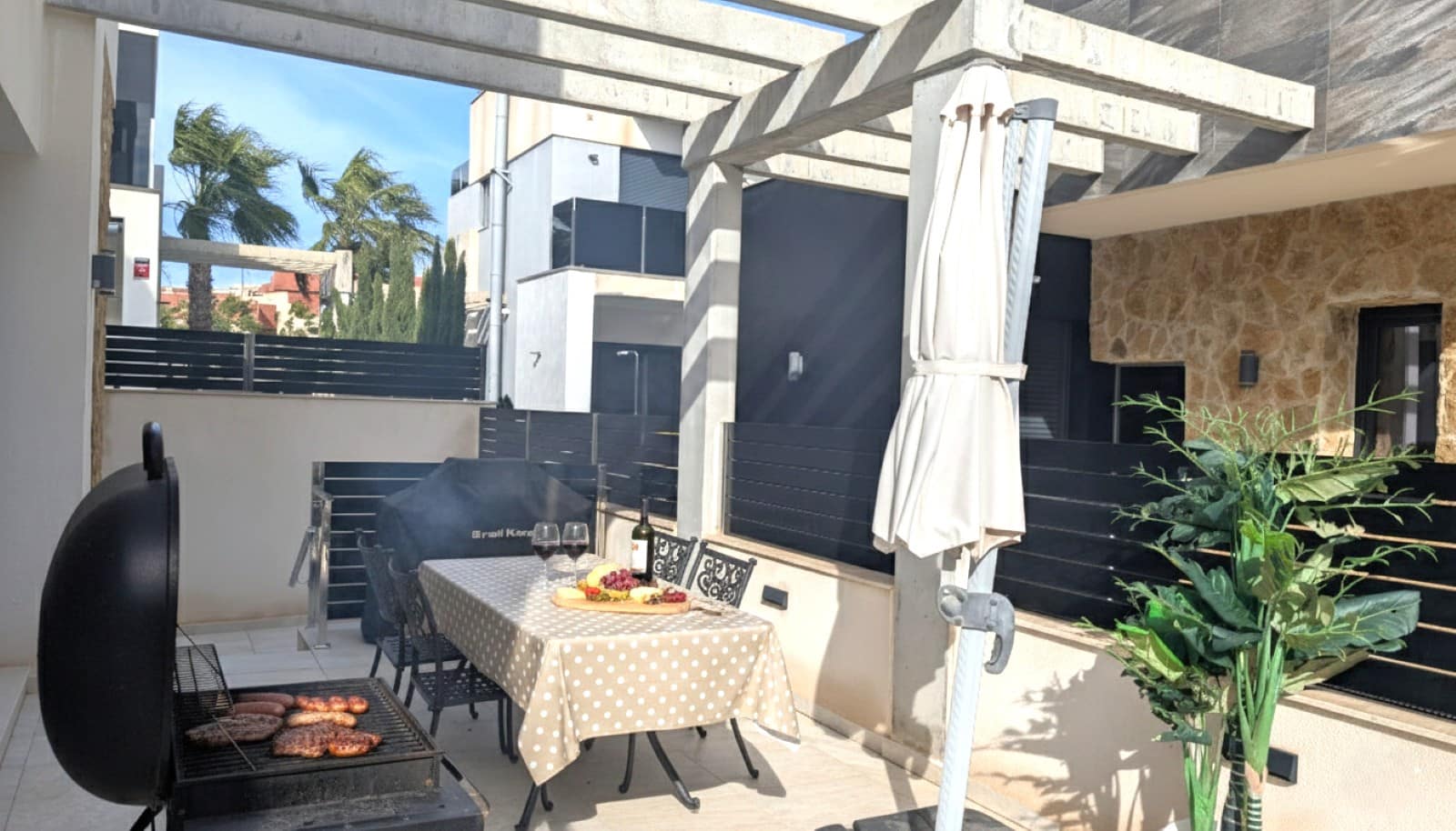 4 makuuhuone Huvila myytävänä paikassa Cabo Roig mukana uima-altaan 
autotalli - 529 950 € (Ref: 9614590)