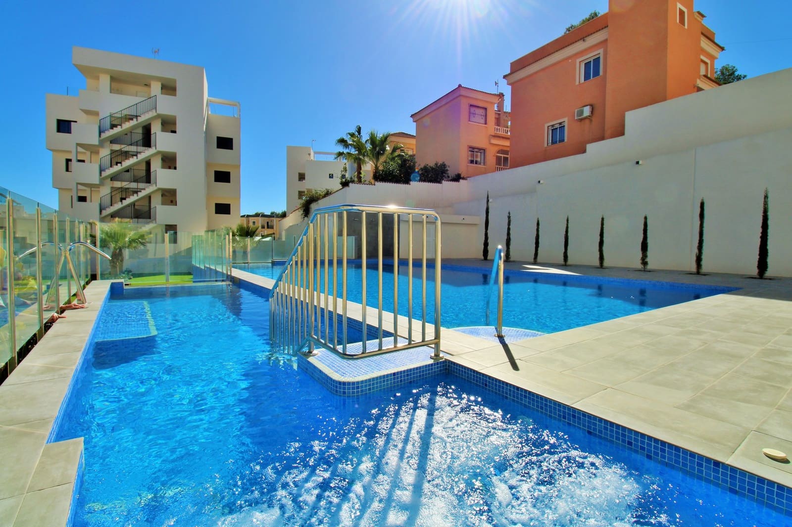 2 bedroom Apartment for sale in Villamartin with pool - € 299,000 (Ref: 9614592)
