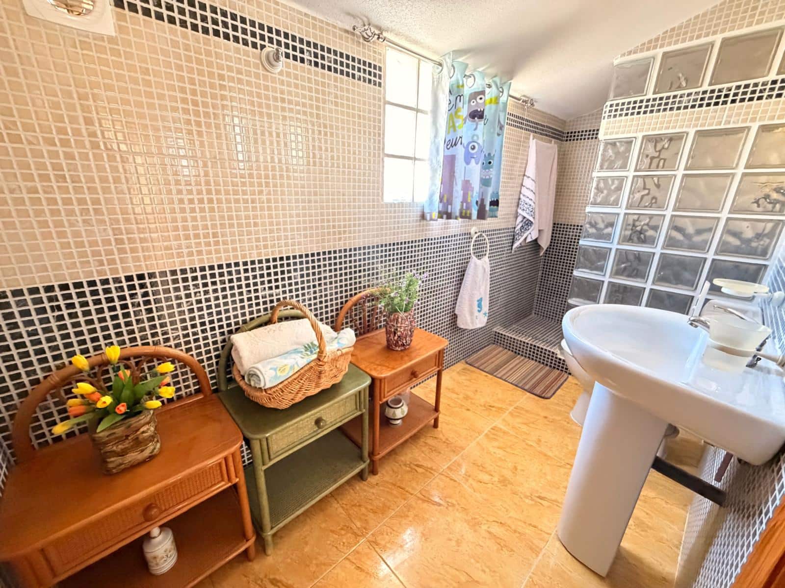 3 soveværelse Byhus til salg i Playa Flamenca med swimmingpool garage - € 177.000 (Ref: 9614594)