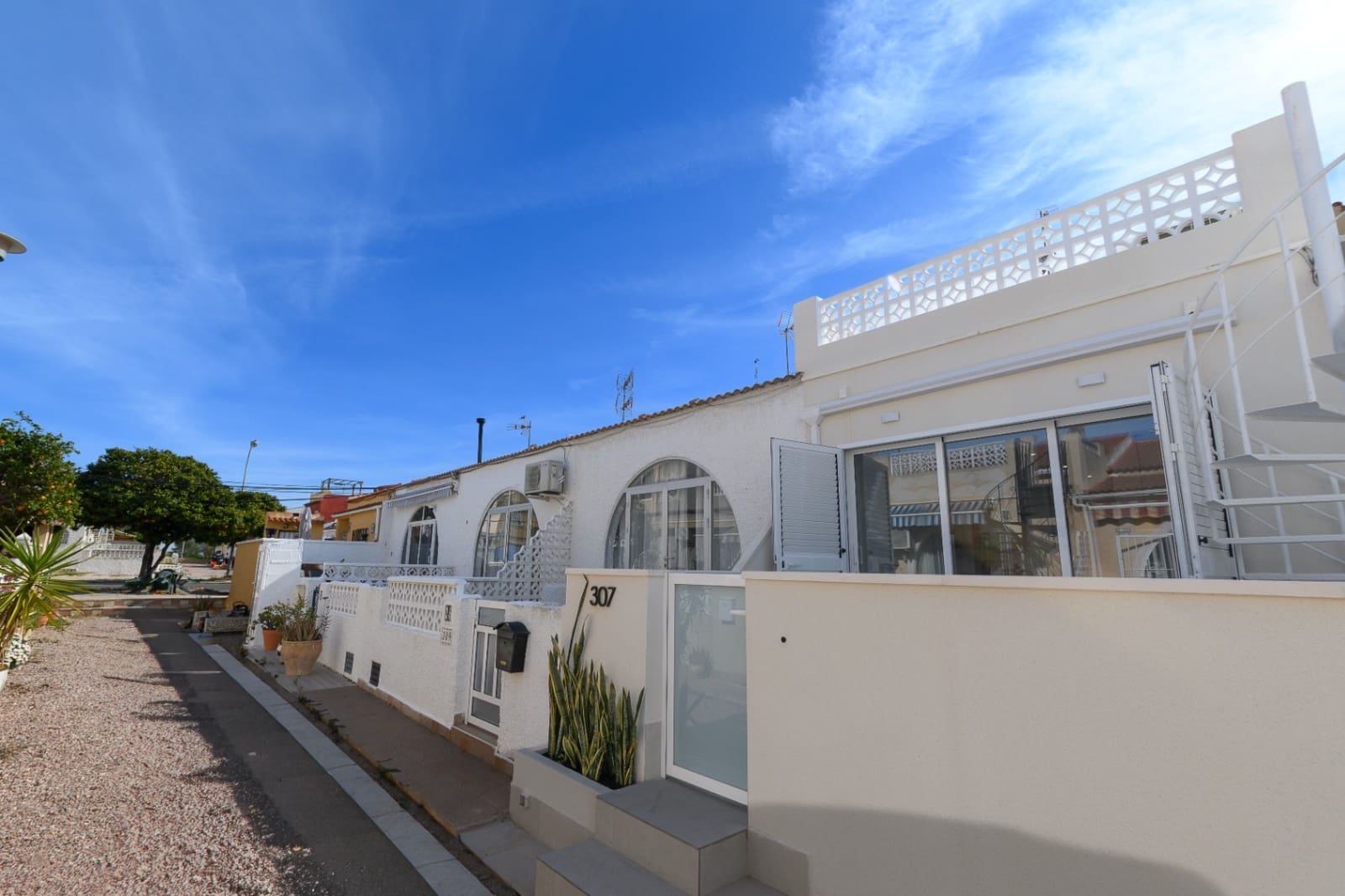 2 soveværelse Bungalow til salg i Torrevieja - € 149.000 (Ref: 9618129)