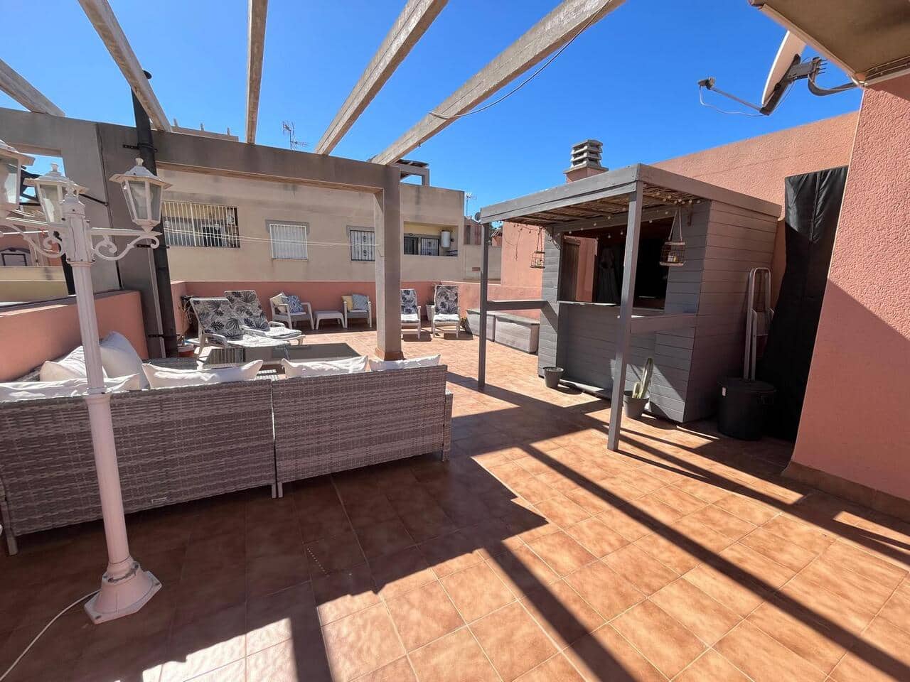 2 soveværelse Lejlighed til salg i Villamartin med swimmingpool garage - € 165.000 (Ref: 9620618)