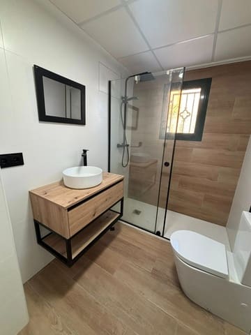 Chalet de 3 habitaciones en Almoradí en venta con piscina - 185.000 € (Ref: 9620619)