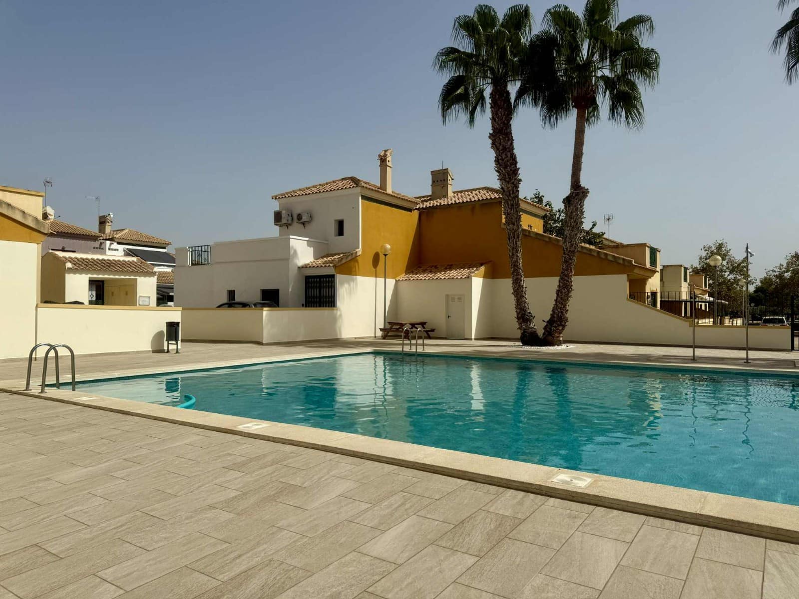 Chalet de 3 habitaciones en Almoradí en venta con piscina - 185.000 € (Ref: 9620619)