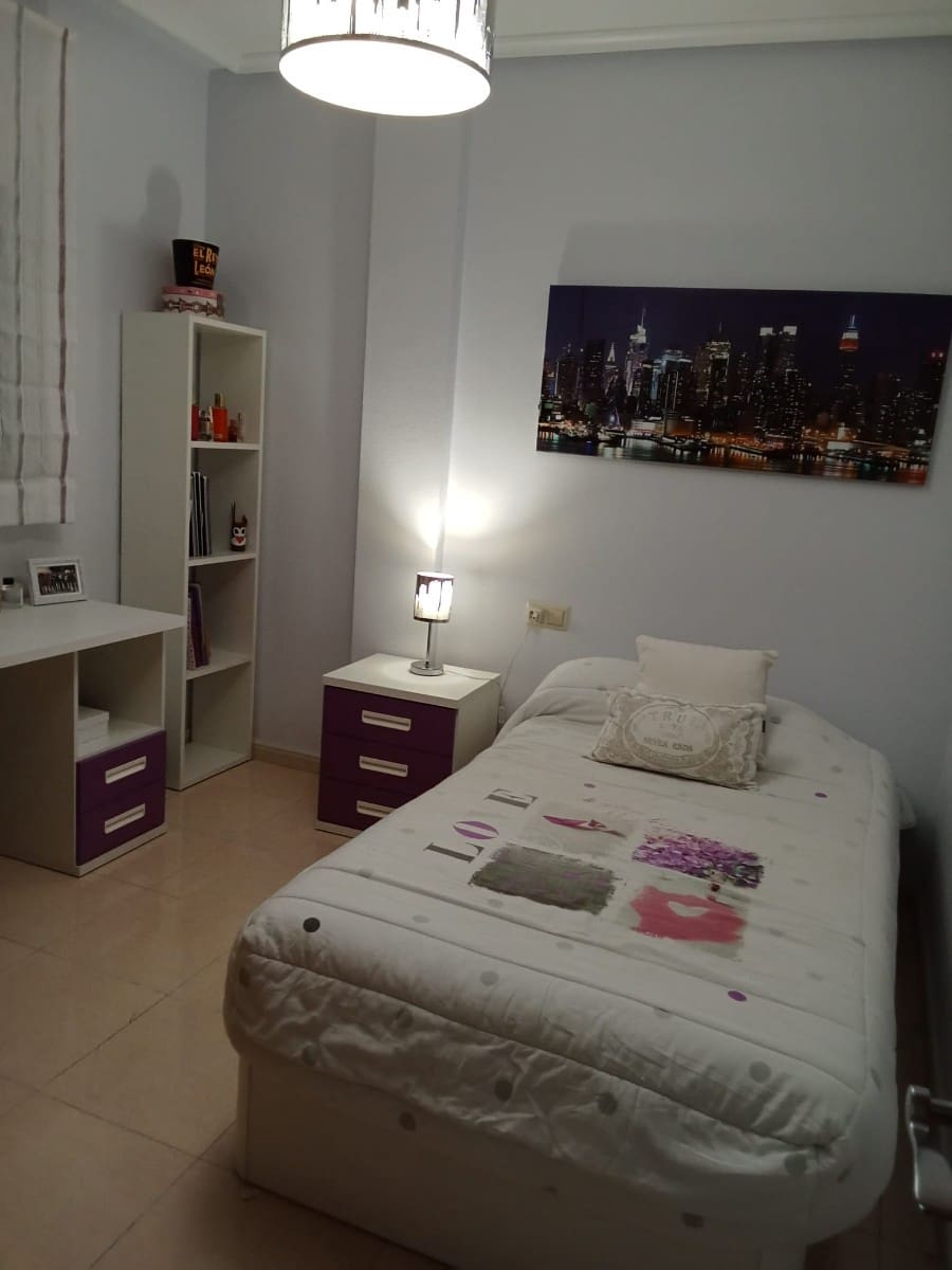 4 Zimmer Haus zu verkaufen in Almoradi mit Garage - 210.000 € (Ref: 9620625)