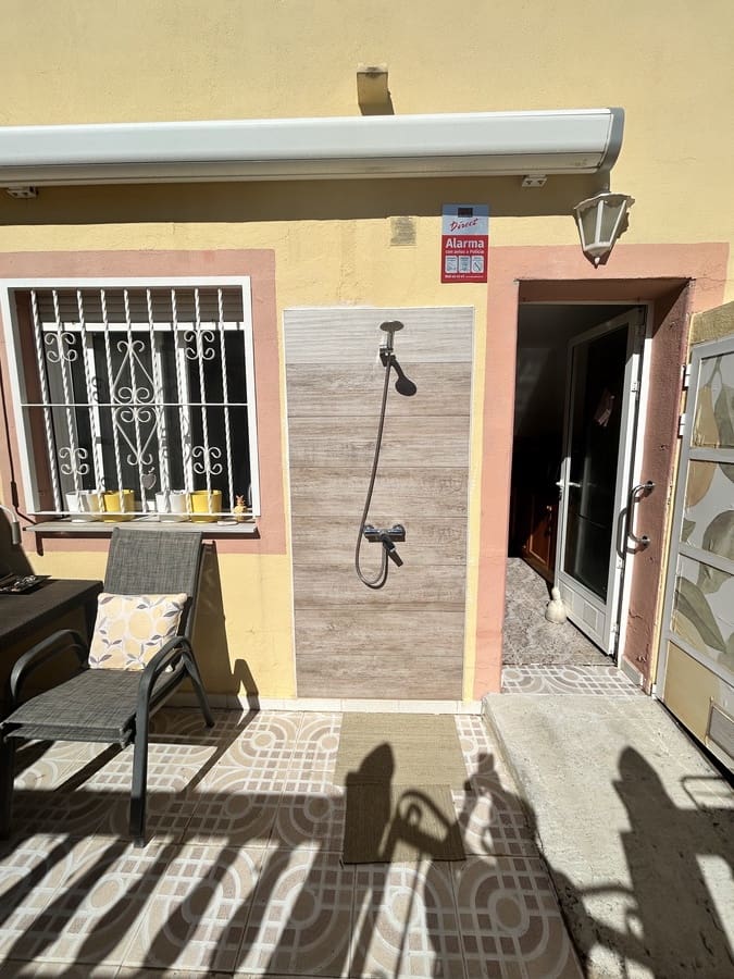 3 soverom Hus til salgs i Villamartin med svømmebasseng - € 199 995 (Ref: 9622055)