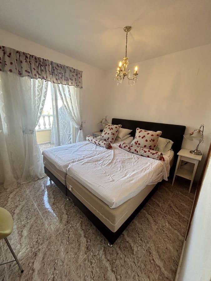 3 soverom Hus til salgs i Villamartin med svømmebasseng - € 199 995 (Ref: 9622055)