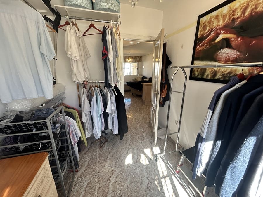 3 soverom Hus til salgs i Villamartin med svømmebasseng - € 199 995 (Ref: 9622055)