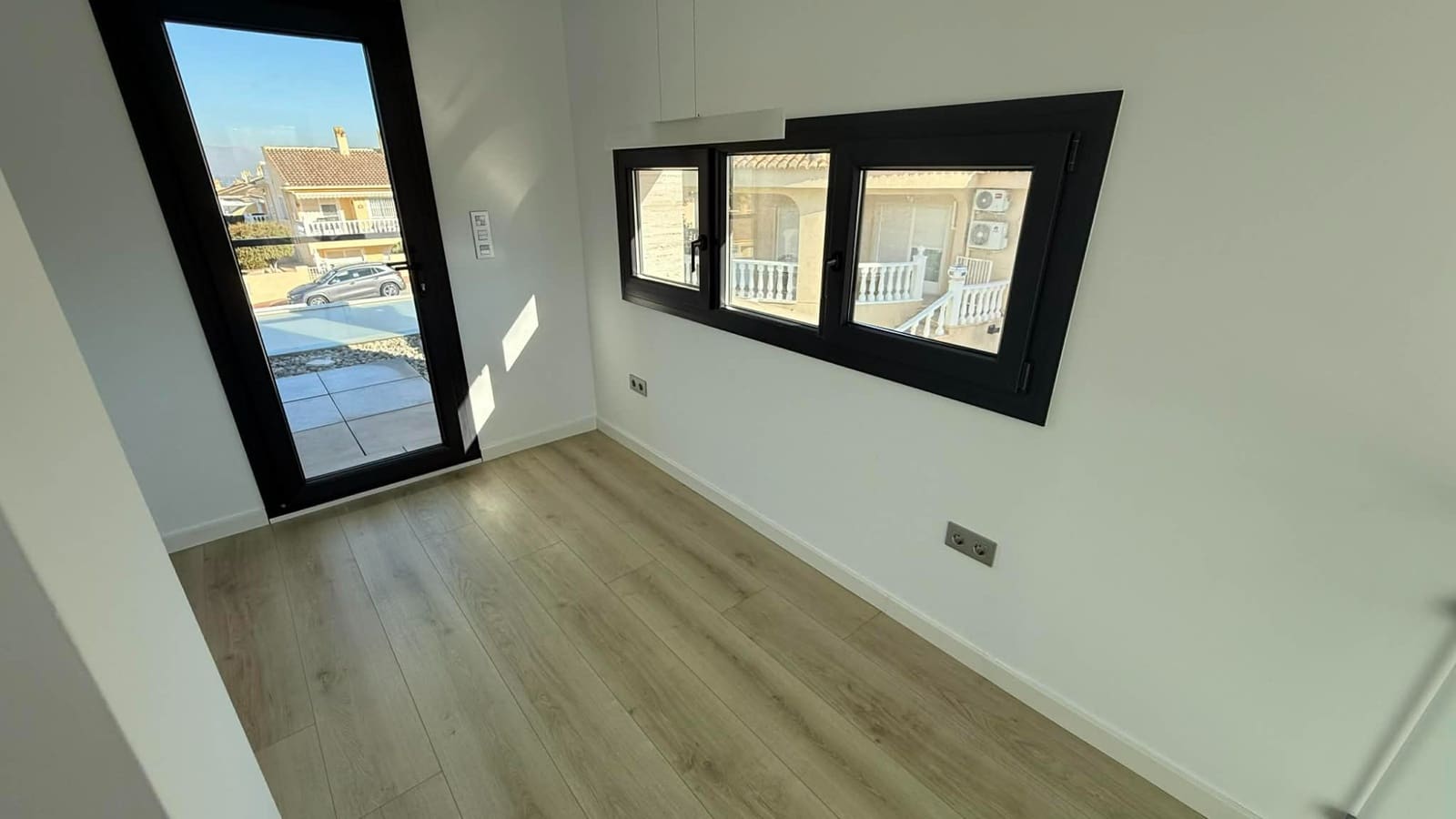 3 makuuhuone Huvila myytävänä paikassa Rojales mukana uima-altaan - 495 000 € (Ref: 9628013)