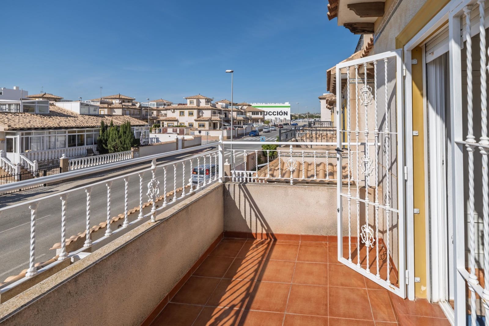 2 soveværelse Byhus til salg i La Zenia med swimmingpool - € 239.000 (Ref: 9628321)